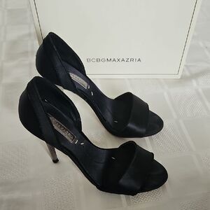 BCBGMAXAZRIA Women's Black Heels